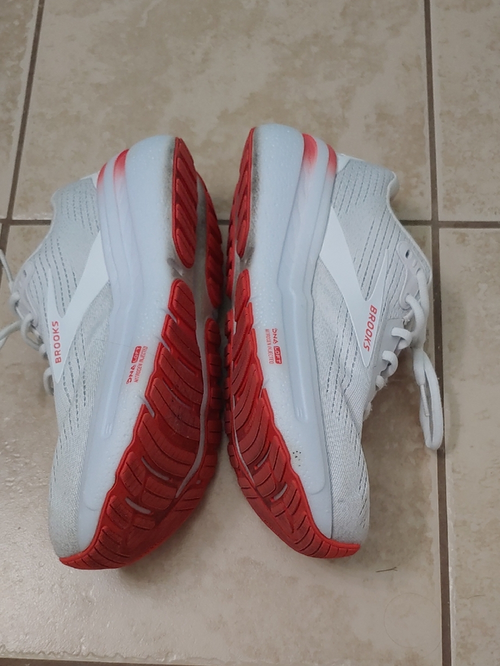 Brooks Ghost 2 Max Shoes Women's White And Orange Running Sneakers Size 8 - Picture 3 of 7